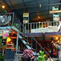คาเฟ่กลางหุบเขา