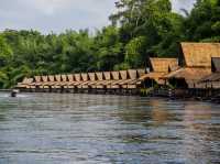 บ้านลอยน้ำ The Floathouse River Kwai กาญจนบุรี