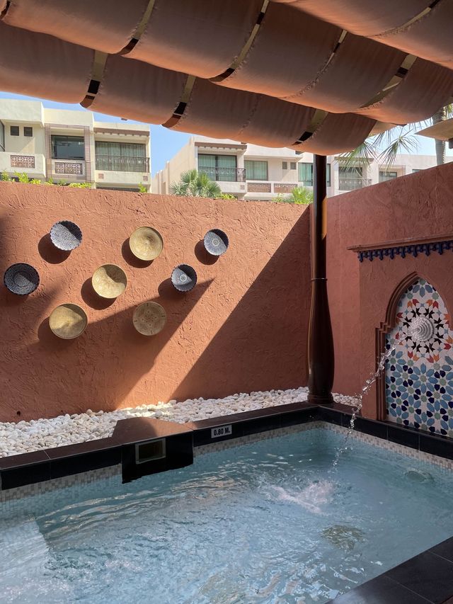 Marrakesh Huahin Beach Resort 