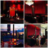 RIB ROOM & BAR Steakhouse ชั้น 31  โรงแรม The La