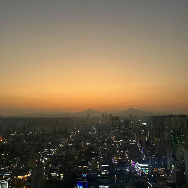 울산 시내에 있는 관람차에서 보는 야경