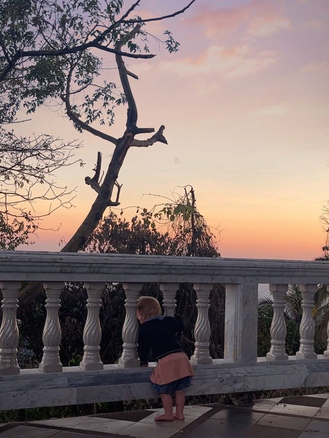 노을과 야경을 한번에! 치앙마이 인생샷 포인트🌅