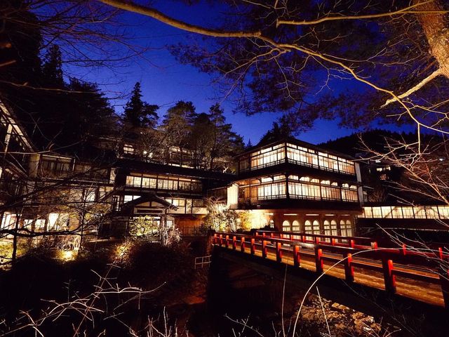 四万温泉 積善館