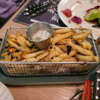 特色法式小酒館