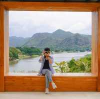 W STORY คาเฟ่สไตล์มินิมอลขาวคลีนโซคิ้วท์