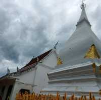 วัดพระธาตุศรีสองรัก