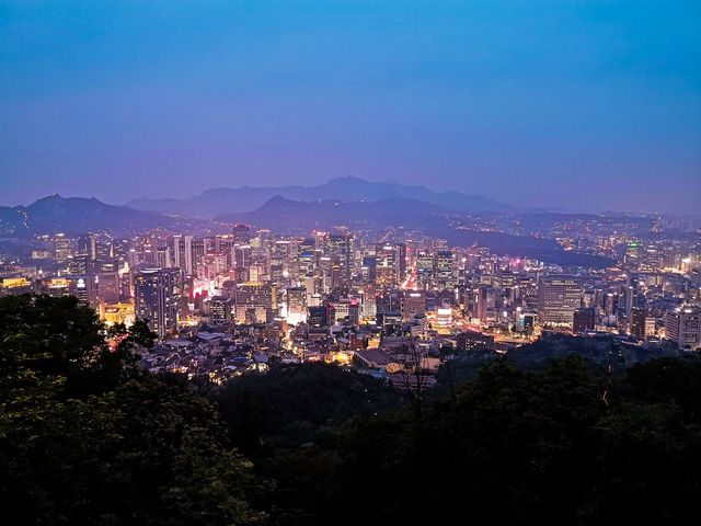 นั่งกระเช้า Namsan Cable Car ไป N Seoul Tower