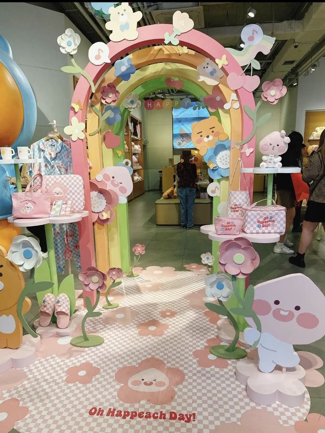 ソウル弘大　カカオフレンズフラッグシップストア