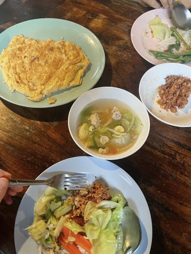 ที่พักหน้าฝนสำหรับสาย slow life 🌧️💚
