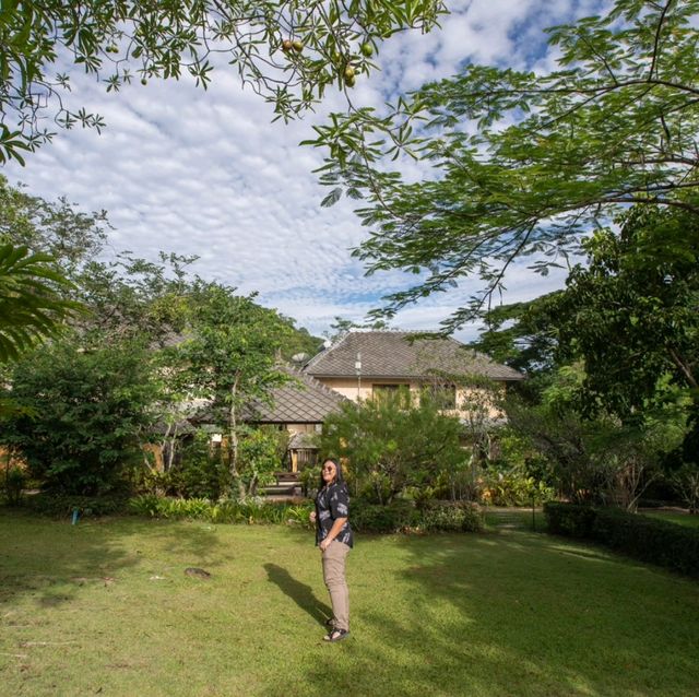 ที่พักวังน้ำเขียว สไตล์บาหลี Villa Khao Phaeng Ma - วิลล่าเขาแผงม้า