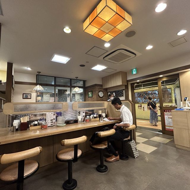 【福岡】天神のど真ん中でサクッと『カレーカツ丼』