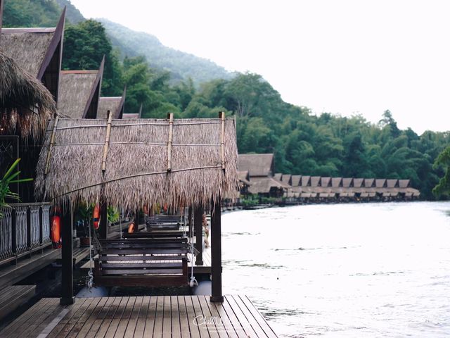 The Float House River Kwai จ.กาญจนบุรี 