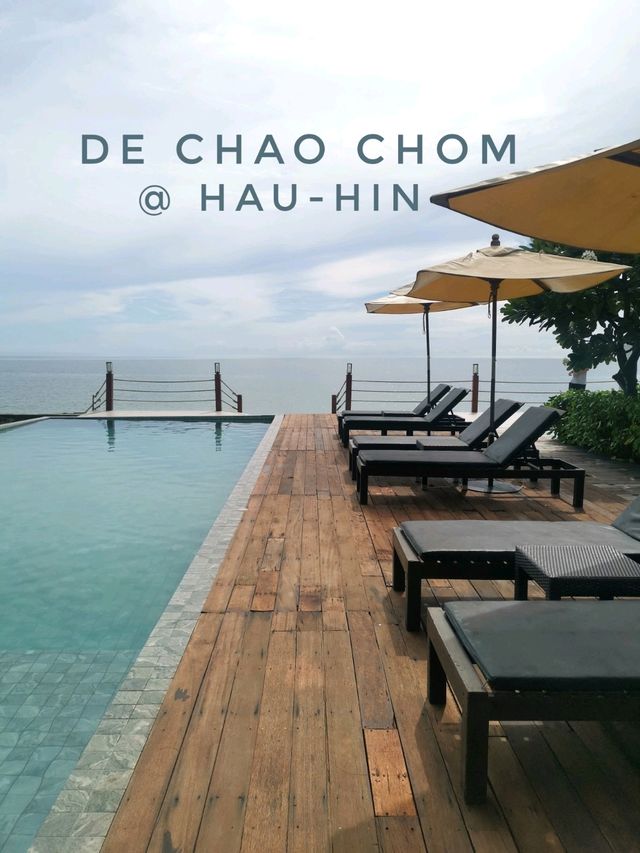 เดอ​ เจ้าจอม​ โรงแรมน่ารักติดทะเล​