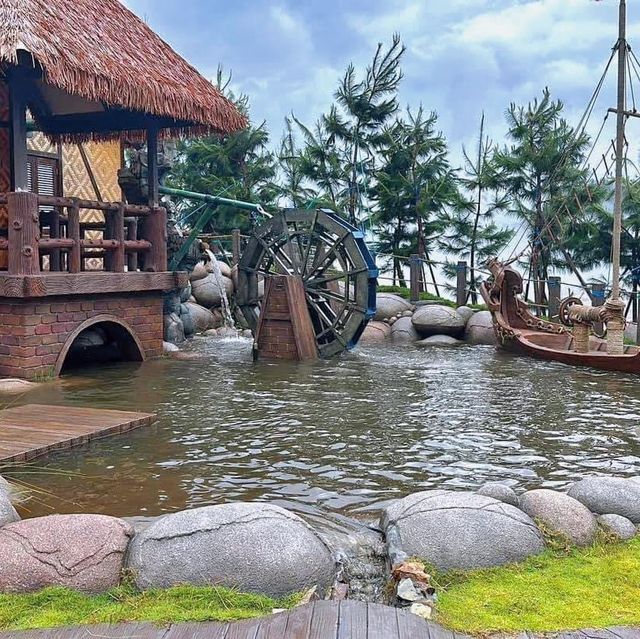 Hobbitoon Village