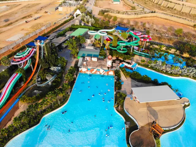 พาลูกๆ มาปล่อยพลังกันที่ สวนน้ำรามายณะ พัทยา 