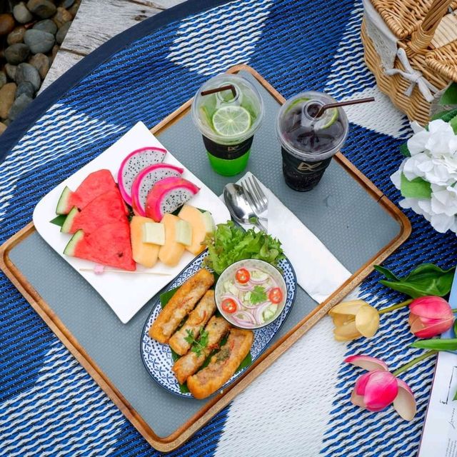 De Chaochom Hua Hin [ เดอเจ้าจอม ]