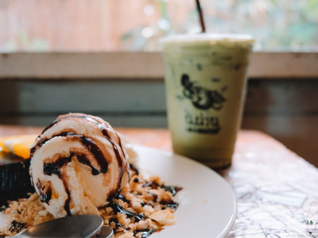 น.น่าน Coffee & Roaster 