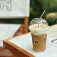 ใกล้บ้านคาเฟ่ 
