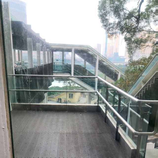 官也街+大潭山斜行升降機(買手信+高處遠眺整個澳門景色)