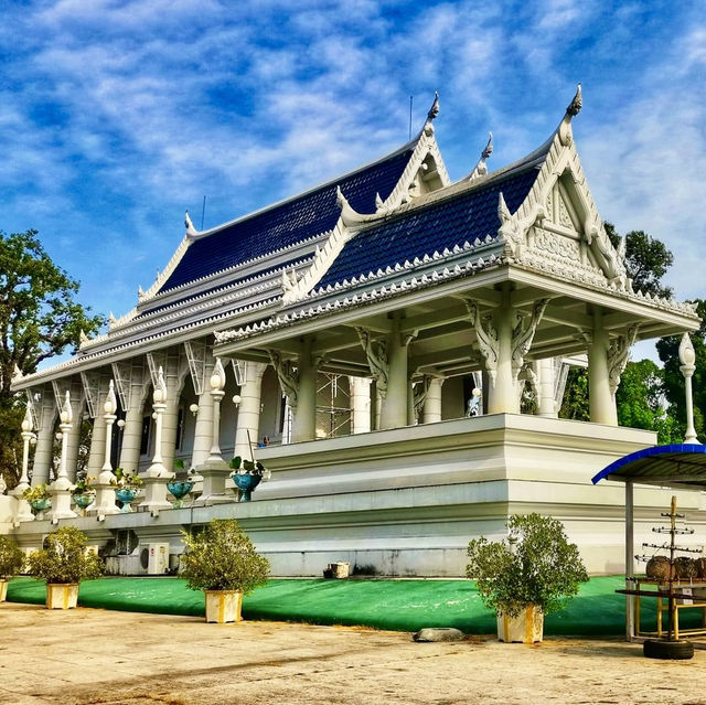 Wat Kaeo Korawaram
