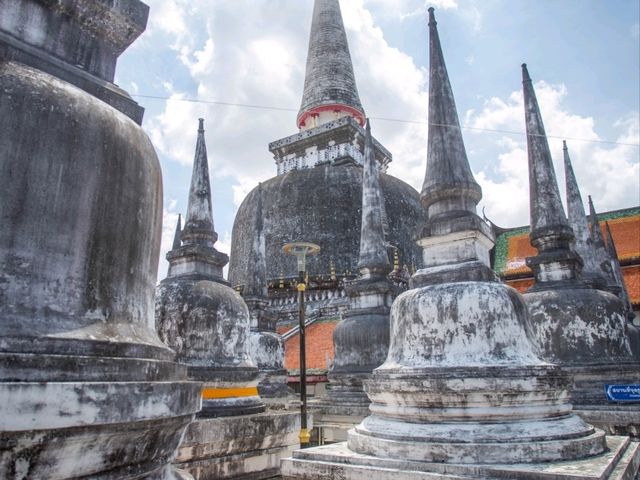 ทำบุญวันสงกรานต์ @วัดพระมหาธาตุวรวิหาร