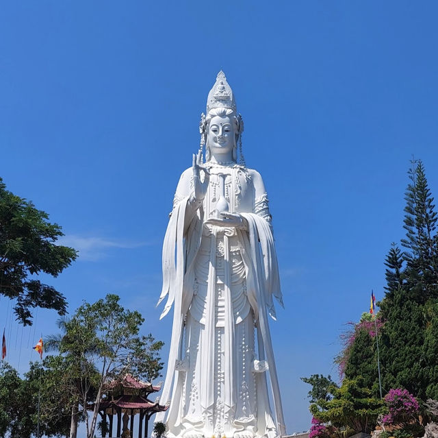 Linh An pagoda