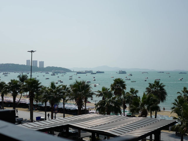 พิกัดคาเฟ่หลักร้อยวิวทะเลพัทยาหลักล้าน! 