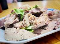 泰國曼谷 紅大哥水門雞飯店 โกอ่าง ข้าวมันไก่ประตูน้ำ สาขาประตูน้ำ 2