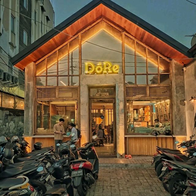 DORE | DONUTS & COFFEE 