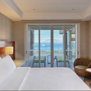 The CARESSE, Luxury: Where Elegance Meets Aegean Tranquility 