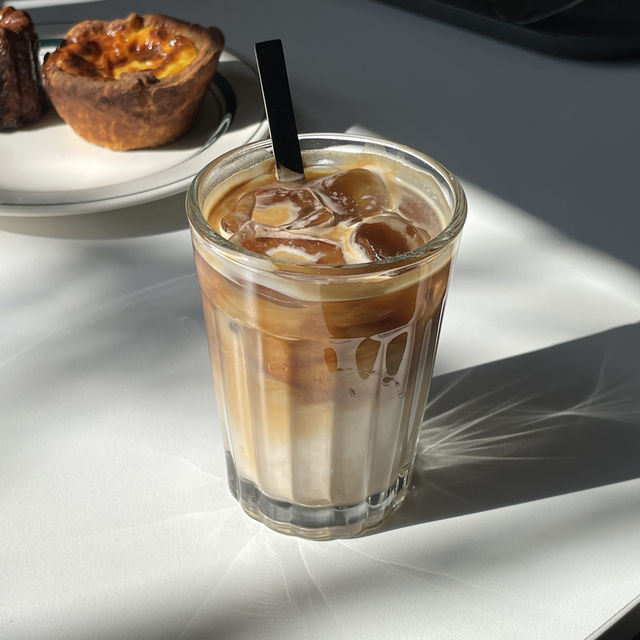 秋は紅葉🍁冬は雪景色☃️が楽しめる最強カフェ"zttn" ☕️