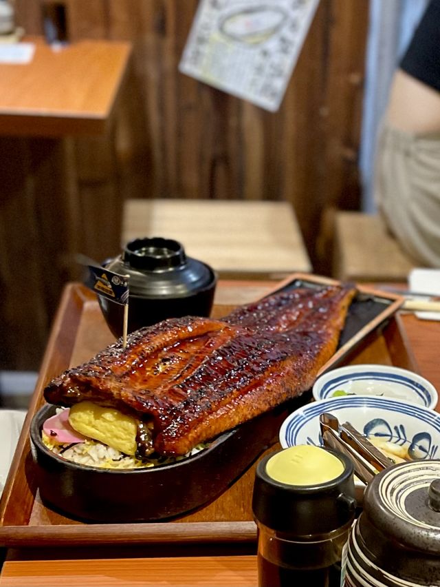 【鰻魚控】必訪店😍😍😍 原條蒲燒鰻魚❤️