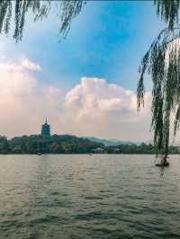 The Beautiful West Lake in Hangzhou 🇨🇳