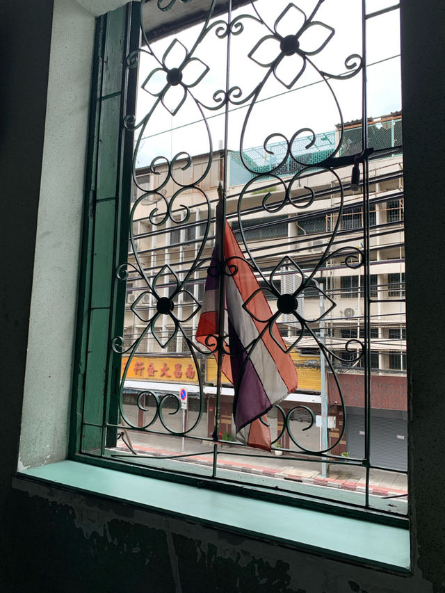 從saladeng到phromohong一路逛逛又吃吃🌈