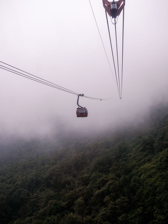 นั่งกระเช้าพิชิตยอดเขาสูงสุดอินโดจีน fansipan🚠⛰️
