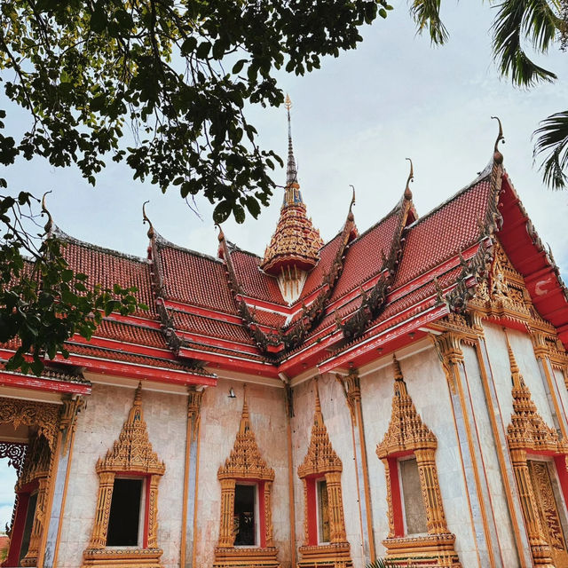 Wat Pariwat：靈性與藝術⛩️🌟