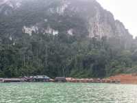ล่องเรือเที่ยวเขื่อนเชี่ยวหลาน