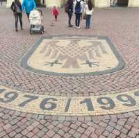 🏰🇩🇪 "探訪波茨坦的勃蘭登堡門：歷史與莊嚴的象徵" 🌟🏰