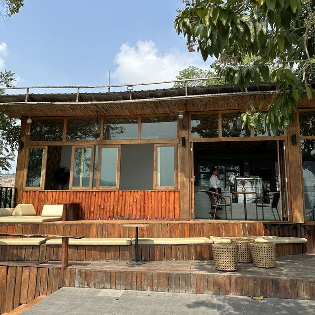 คาเฟ่เห็นวิวเสม็ดนางชี