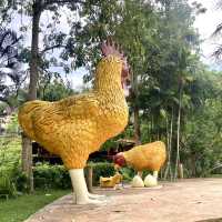 The Chicken Sculture @Betong
