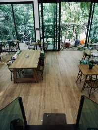 เพลินธาร โฮริก้า คาเฟ่สวยน่านั่ง ติดน้ำตก