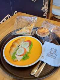 EXPLORING ROTIBOY'S LATEST CAFE 