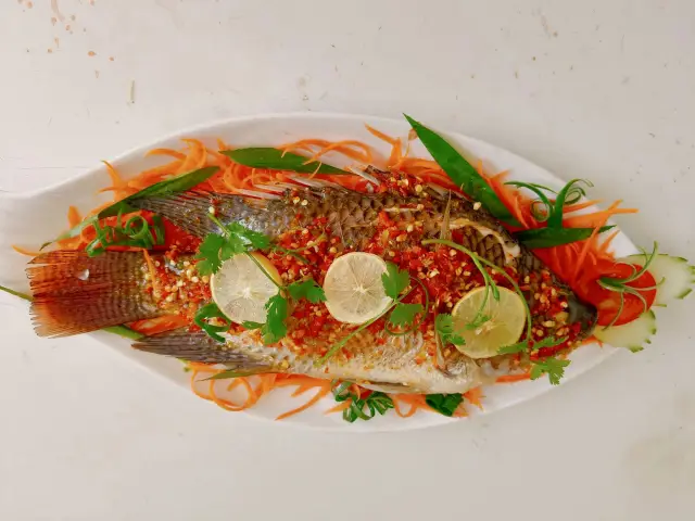 Done Nam Khan View 餐廳