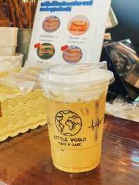 Little World Cafe ~ คาเฟ่เล็กๆ ที่เค้กอร่อย