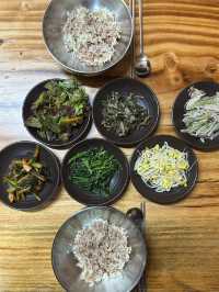2대째 내려오는 보리비빔밥 맛집 <장승골>