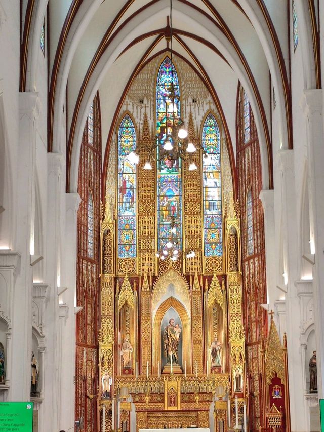 St. Joseph Cathedral เที่ยวโบสถ์คริสต์ ฮานอย