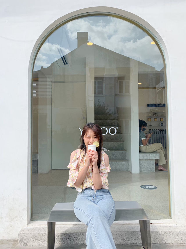 💛YELLOO คาเฟ่ใจกลางนิมมาน