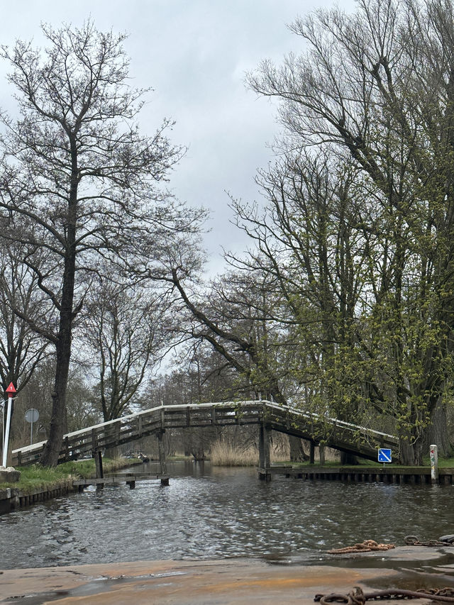 荷蘭🇳🇱童話小鎮羊角村（Giethoorn）