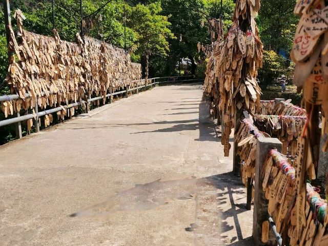 เที่ยวบ้านอิต่อง กาญจนบุรี