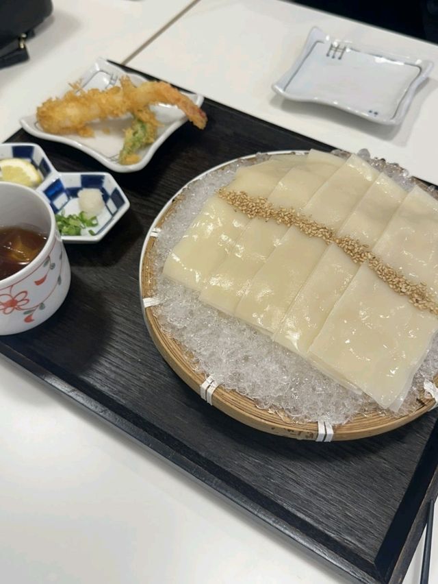 해리단길 맛집<요미우돈교자> 넓적우동, 베이컨크림우동 먹어본 후기🥓